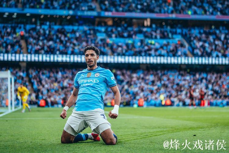 伯恩茅斯中场亚当斯韧带重创,美国忧心世界杯前景 伯恩茅斯中场亚当斯韧带重创,美国忧心世界杯前景