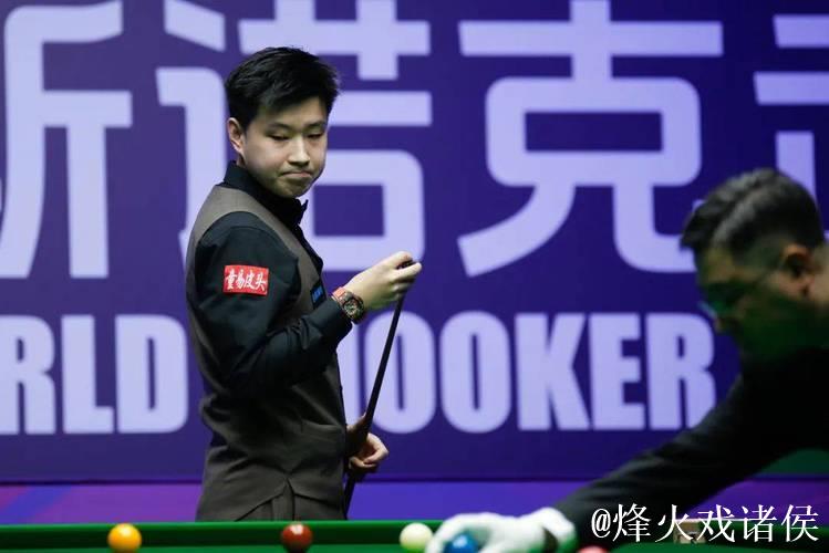 赵心童4-5惜败马奎尔 无缘武汉公开赛16强 赵心童4-5惜败马奎尔 无缘武汉公开赛16强