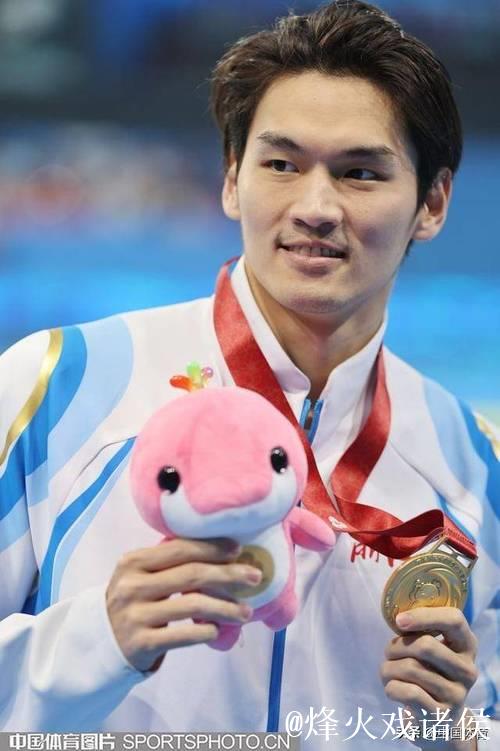 徐嘉余全运会男子200米仰泳摘金