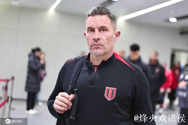 蓉城前外教汉斯:中国足球需保持耐心与关注细节 蓉城前外教汉斯:中国足球需保持耐心与关注细节